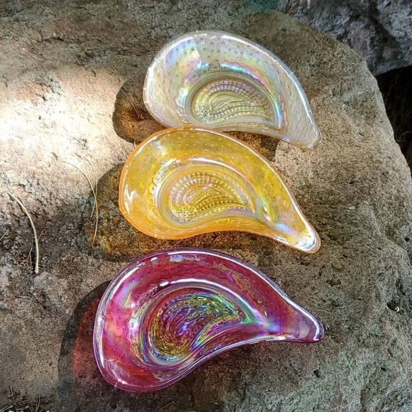 Vintage Paisley Glass Candy Snack Dishes Set of 3 - Picture 1 of 7